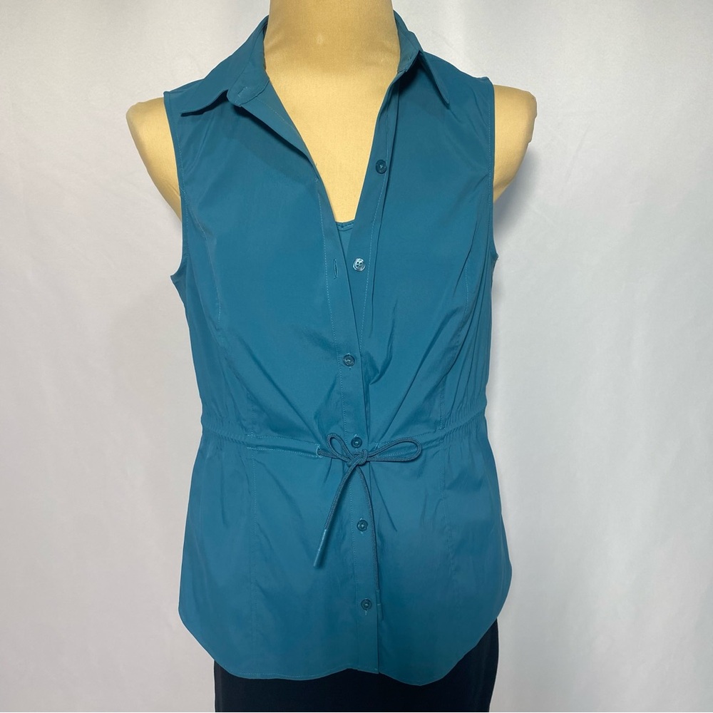 Athleta Blue Sleeveless Button-Down Shirt